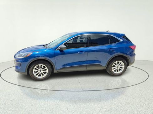 Used 2022 Ford Escape SE FWD image 3
