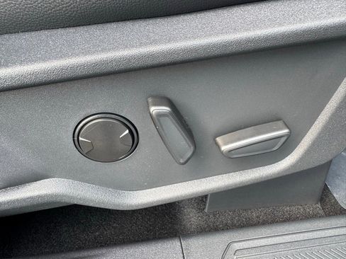 New 2025 Ford Bronco Outer Banks w/ Sasquatch Package image 24