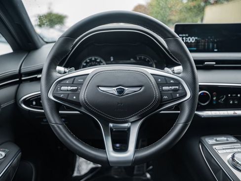 Used 2025 Genesis GV70 3.5T Sport w/ Sport Advanced Package image 28