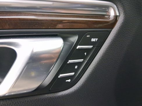 Used 2023 Porsche Macan image 24