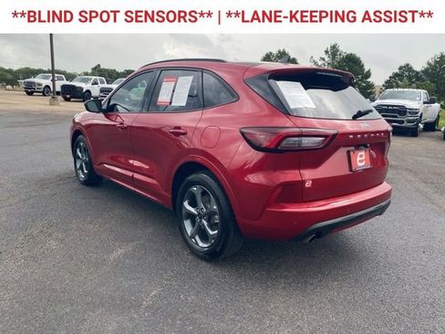 Used 2023 Ford Escape ST-Line w/ Tech Pack #1 FWD image 6