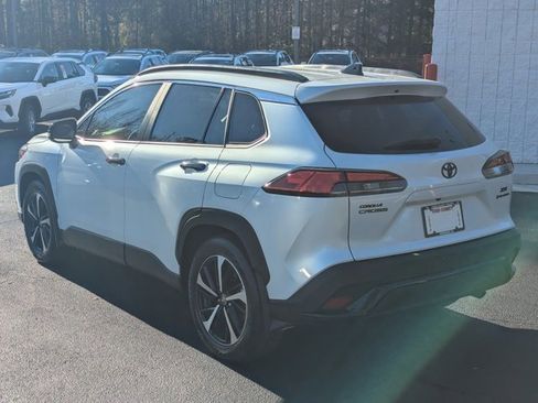 Used 2025 Toyota Corolla Cross XSE w/ Convenience Package image 5