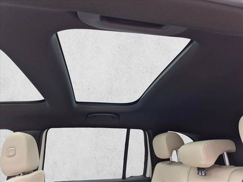 Certified 2026 Mercedes-Benz GLB 250 4MATIC image 18