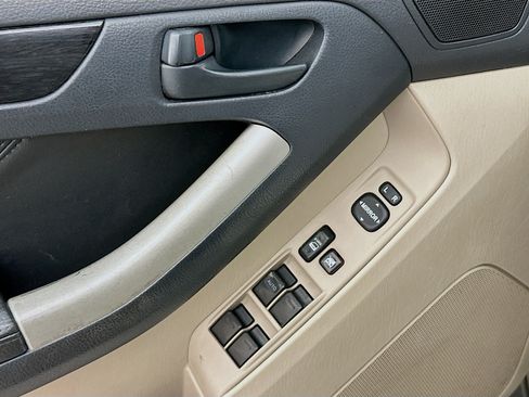 Used 2007 Toyota 4Runner Limited AWD/4WD image 15