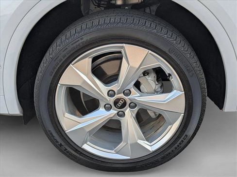 Certified 2023 Audi Q5 2.0T Prestige w/ Prestige Package image 21