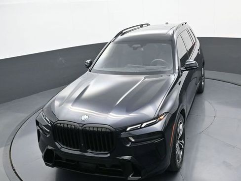 Used 2024 BMW X7 xDrive40i w/ Executive Package image 35