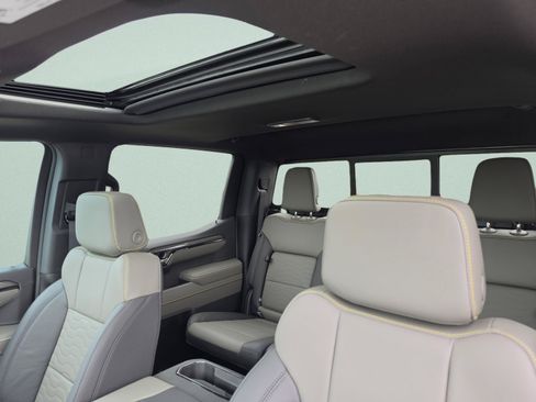 New 2026 Chevrolet Silverado 1500 ZR2 AWD/4WD image 23