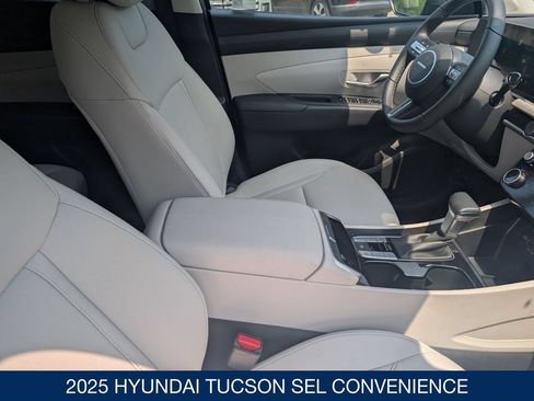 Used 2025 Hyundai Tucson SEL AWD/4WD image 29