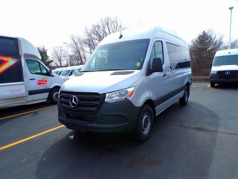 Used 2024 Mercedes-Benz Sprinter 2500 image 1
