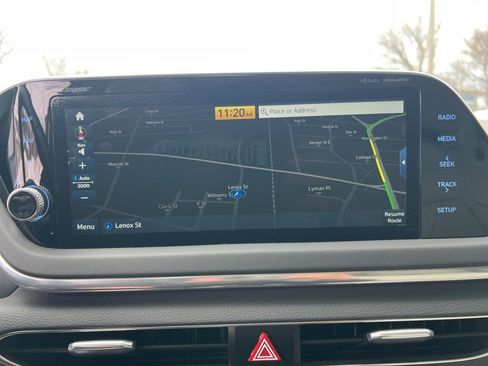 Used 2020 Hyundai Sonata Limited image 18