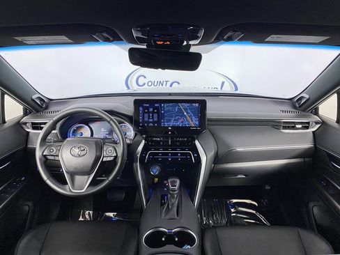 Certified 2021 Toyota Venza XLE w/ Softex Package image 12