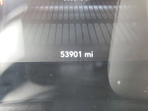 Used 2022 Dodge Challenger GT image 19