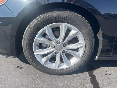 Used 2024 Chevrolet Malibu LT image 25