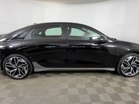Used 2024 Hyundai Ioniq 6 SEL RWD image 3