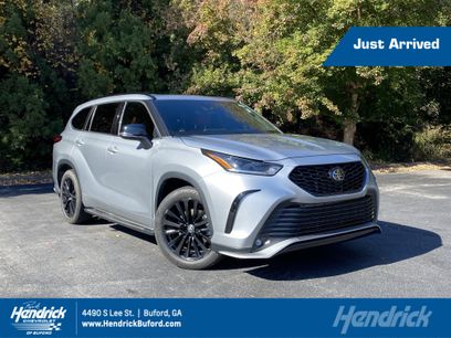 Used 2023 Toyota Highlander XSE