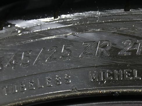 Used 2024 Chevrolet Corvette Z06 RWD image 53