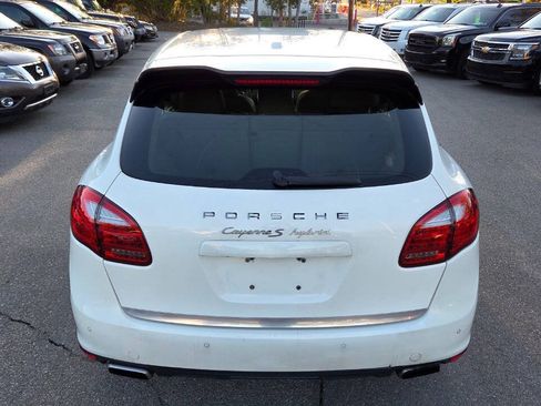 Used 2012 Porsche Cayenne S AWD/4WD image 12