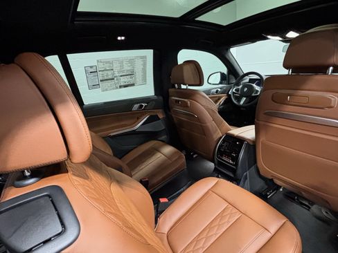 New 2027 BMW X7 xDrive40i w/ Executive Package AWD/4WD image 28