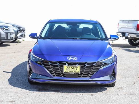 Certified 2023 Hyundai Elantra Limited w/ Cargo Package image 6