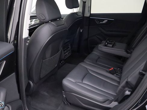 Used 2024 Audi Q7 3.0T Premium Plus image 29