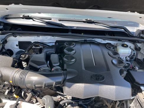 Used 2017 Toyota 4Runner TRD Pro AWD/4WD image 19
