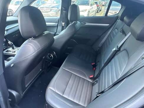 Used 2023 Alfa Romeo Stelvio Veloce AWD/4WD image 50