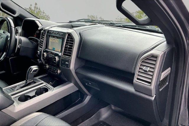 Used 2018 Ford F150 Raptor w/ Equipment Group 802A Luxury AWD/4WD image 15