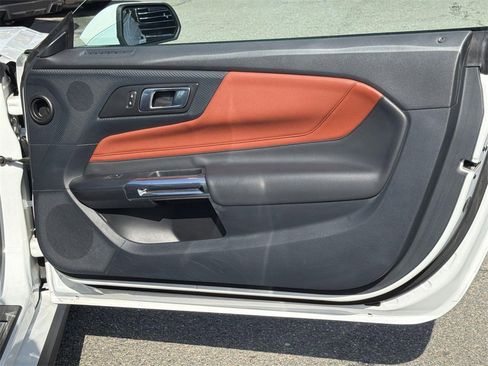 Used 2024 Ford Mustang GT Premium image 27