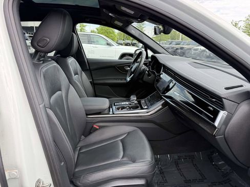 Used 2025 Audi Q7 3.0T Premium Plus AWD/4WD image 16