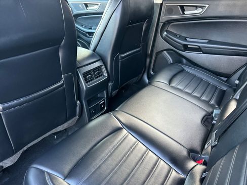 Used 2023 Ford Edge SEL w/ Convenience Package AWD/4WD image 11