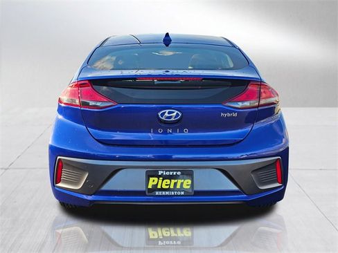 Used 2022 Hyundai Ioniq SE image 5