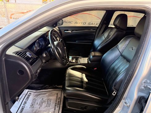 Used 2020 Chrysler 300 S image 15