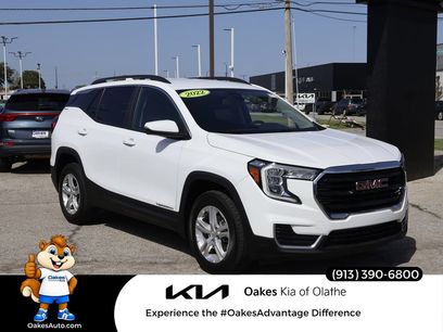 Used 2022 GMC Terrain SLE w/ Driver Convenience Package