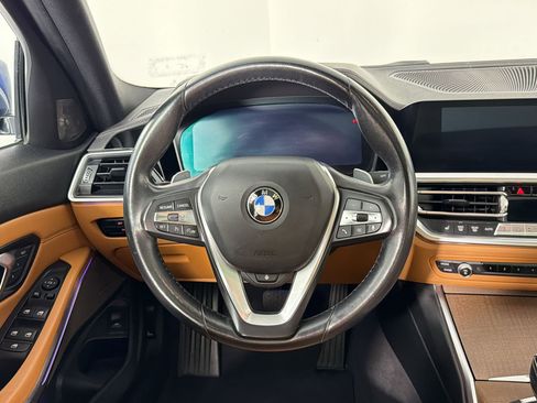 Used 2019 BMW 330i Sedan w/ Premium Package RWD image 18