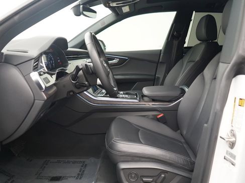Used 2022 Audi Q8 Premium Plus AWD/4WD image 6