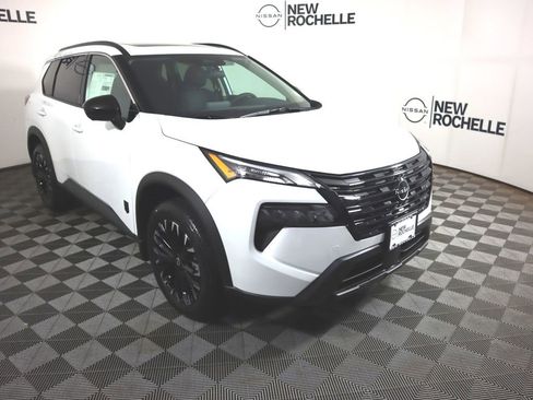 New 2026 Nissan Rogue Dark Armor image 3