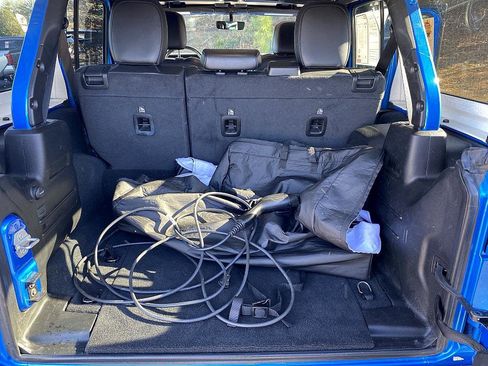 Used 2022 Jeep Wrangler Unlimited Sahara w/ Cold Weather Group image 21