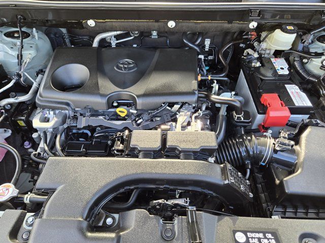 Used 2021 Toyota RAV4 XLE w/ Convenience Package AWD/4WD image 32