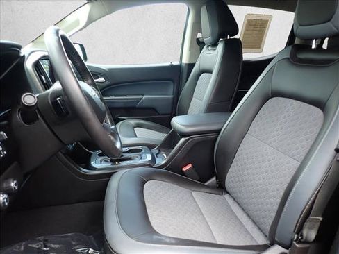 Used 2020 Chevrolet Colorado Z71 AWD/4WD image 10