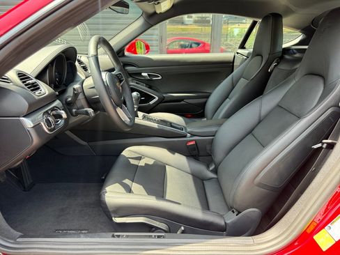 Certified 2025 Porsche 718 Cayman RWD image 5