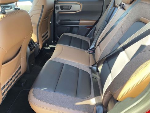 Used 2025 Ford Bronco Sport Outer Banks w/ Outer Banks Tech Package+ AWD/4WD image 11