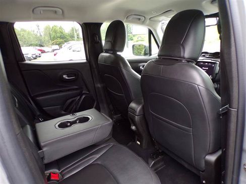 Used 2021 Jeep Renegade Limited AWD/4WD image 23