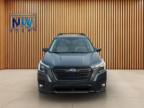 Used 2022 Subaru Forester Premium w/ Popular Package #1 AWD/4WD image 2