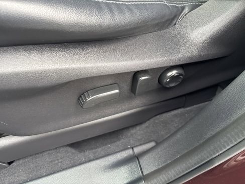 Certified 2023 Subaru Ascent Touring image 21