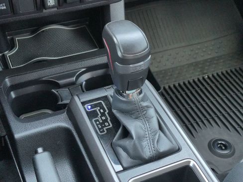 Used 2023 Toyota Tacoma TRD Off-Road AWD/4WD image 21