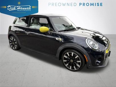 Used 2020 MINI Cooper SE w/ 8.8" Touchscreen Nav Package