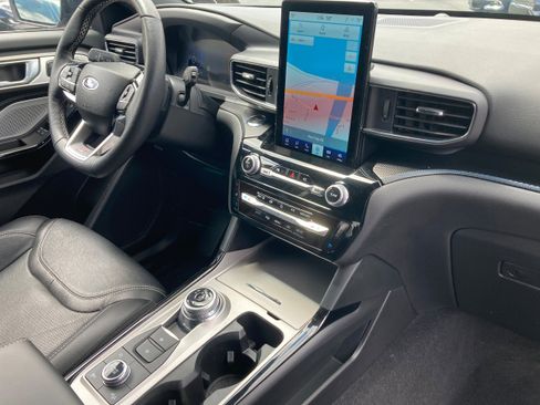 Certified 2023 Ford Explorer ST w/ Equipment Group 401A image 15