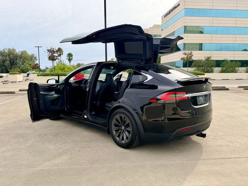 Used 2018 Tesla Model X 75D AWD/4WD image 51
