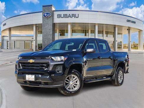 Used 2024 Chevrolet Colorado LT w/ LT Convenience Package II image 1