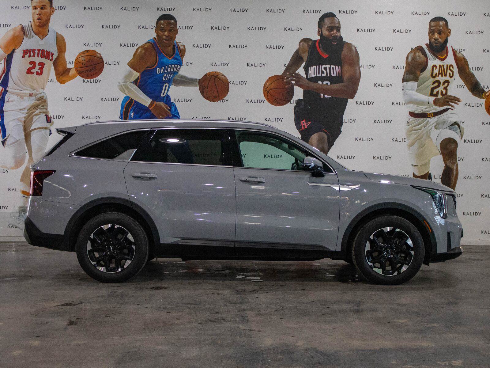 Used 2024 Kia Sorento S FWD image 18